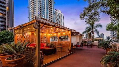 بست وسترن کابریلو گاردن این