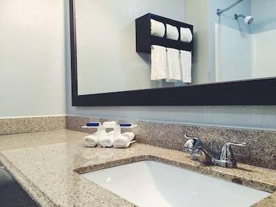 بست وسترن اکسکوتیو این