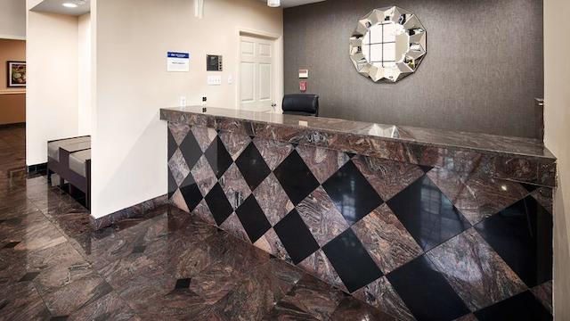 بست وسترن آیرپرت این