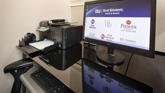 بست وسترن آیرپرت این