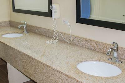 بست وسترن کاچلایت