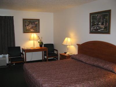 متل 6 پنتون بیچ ایل