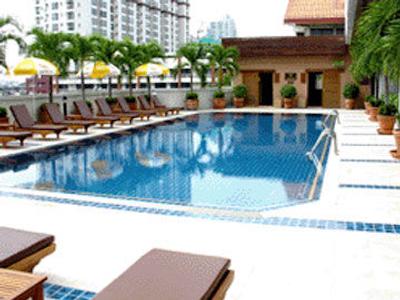 فرست هاوس هتل بانکوک