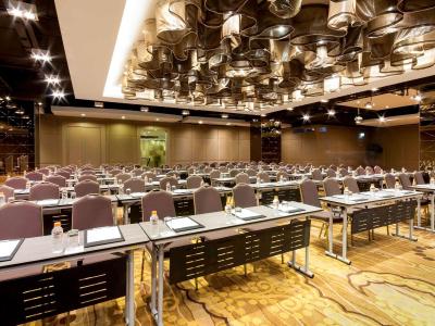 آوانی راتچادا بانکوک