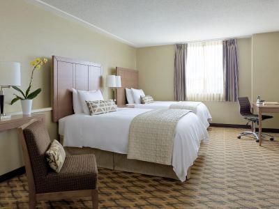 چلسیا هتل ترنتو