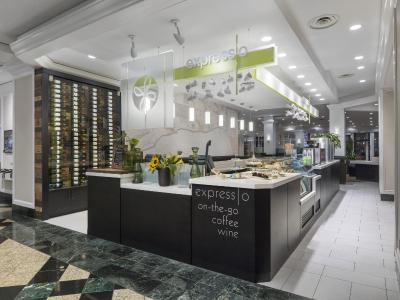 چلسیا هتل ترنتو