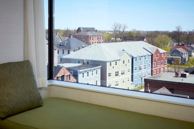 دلتا هتل پرینس ادوارد