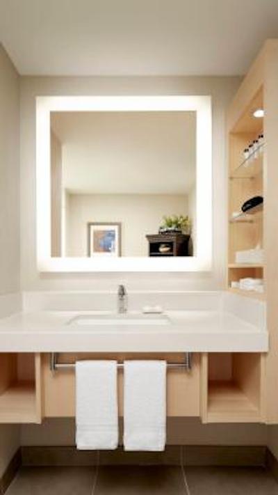 دلتا هتل پرینس ادوارد