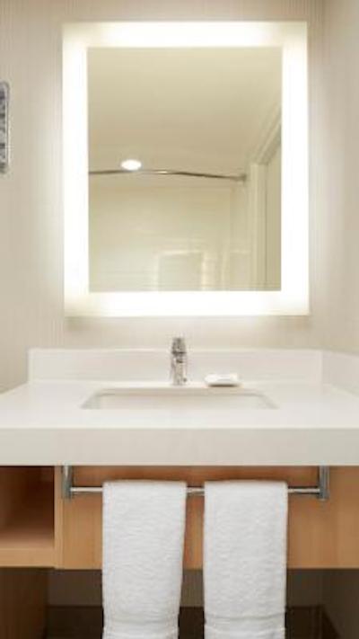 دلتا هتل پرینس ادوارد