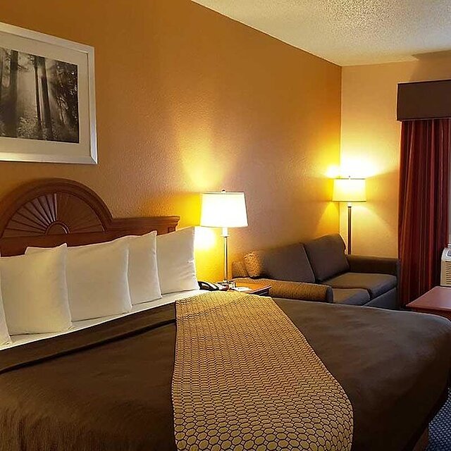 Magnuson Hotel Sand Springs – Tulsa West