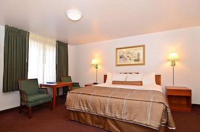 مانوسُن هتل مانیتو اسپرینگز