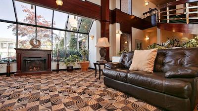 بست وسترن پنی سُلدیر این-آیرپرت