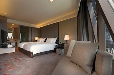 اوکورا پرستیژ بانکوک