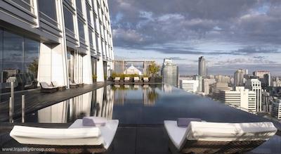 اوکورا پرستیژ بانکوک