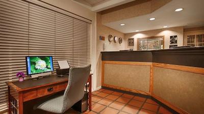 بست وسترن لامپلایتر این اند سویتز ات اسدسو