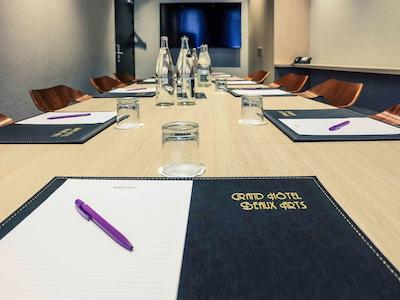 مرکور لین سنتر بیوکس ارتز هتل