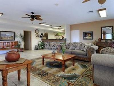 سوپر 8 واکو/مال اریا