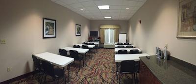 بست وسترن پلاس ممریال این اند سویتز