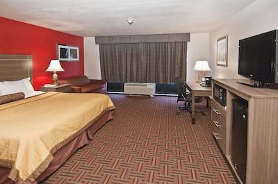 بست وسترن پلاس ممریال این اند سویتز