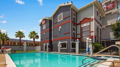 بست وسترن پلاس نردوست این اند سویتز