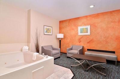 بست وسترن پلاس نردوست این اند سویتز