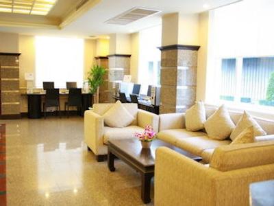 ساتورن گریس سرویسد رزیدنس