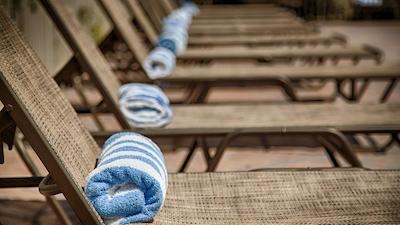 بست وسترن پلاس ونیورسیتی این