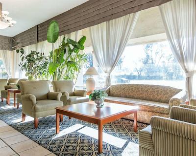 کلارین این اند سویتز