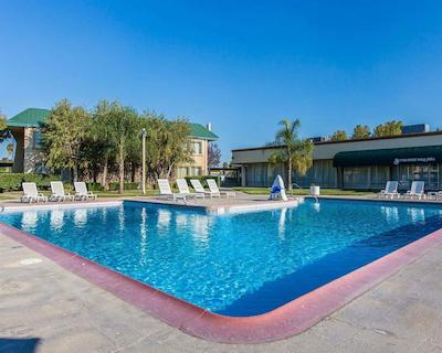 کلارین این اند سویتز