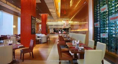 ماریوت اکزکیوتیو آپارتمان سوخومویت پارک