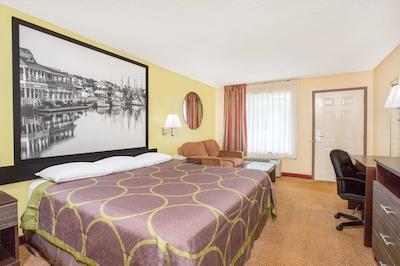 سوپر 8 سومتر