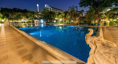 پیناکل گرند جومتین ریزورت