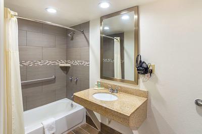 کوالیتی این ایست