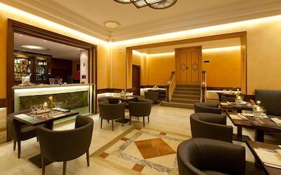 هتل دیانا روف گاردن