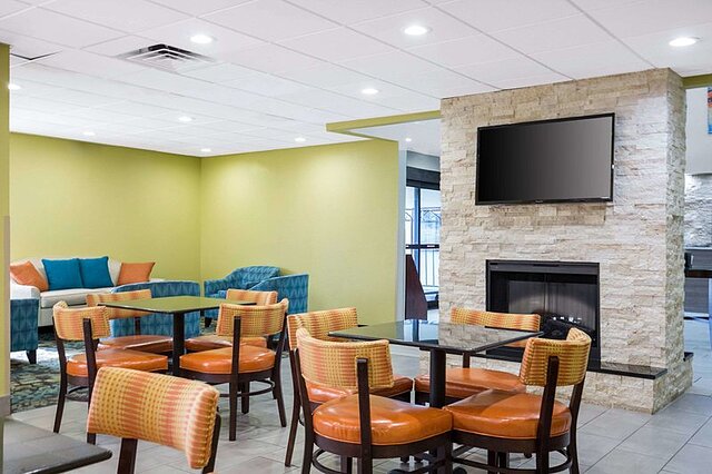 Quality Inn and Suites Arnold – St Louis