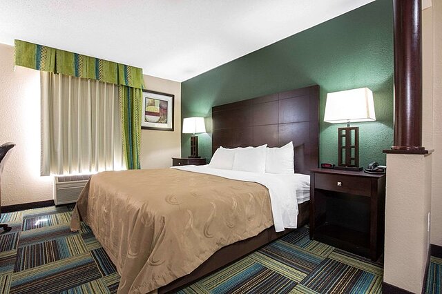 Quality Inn and Suites Arnold – St Louis