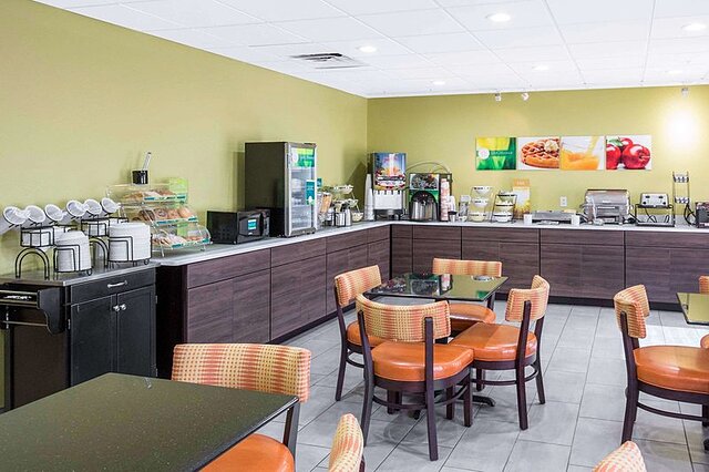 Quality Inn and Suites Arnold – St Louis
