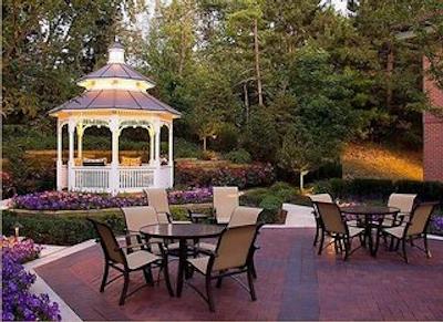 ان اربر رجنت هتل اند سویتز