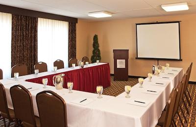 فور پوینتز بای شراتون کالامازو