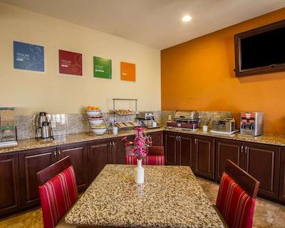 کمفرت این وست