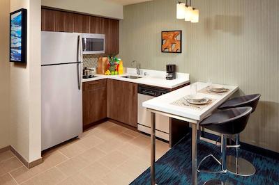 هموود سویتز بای هیلتون سان دیگو هتل سیرکل/اسیا ورلد اریا