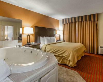 کلارین سویتز اوگوستا