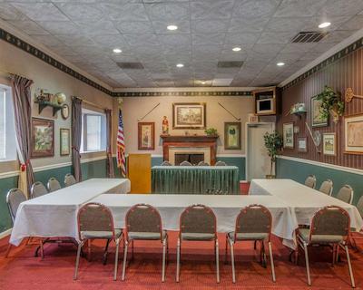 کلارین سویتز اوگوستا