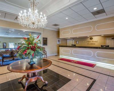 کلارین سویتز اوگوستا