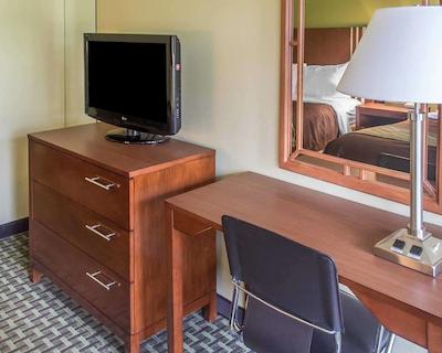 کمفرت این اند سویتز