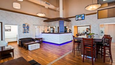 بست وسترن هامپتون کلیسوم این