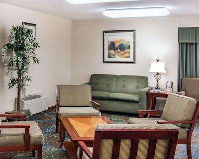 کوالیتی این اُپریلاند اریا