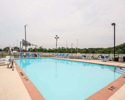 کوالیتی این اُپریلاند اریا