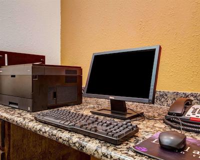 کمفرت سویتز دونتون