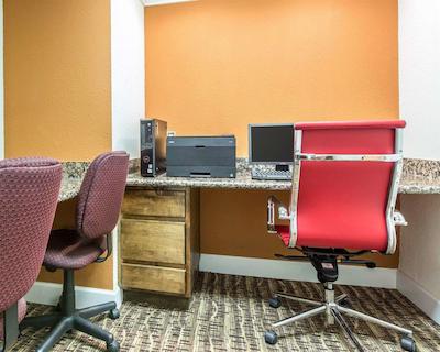 کمفرت سویتز دونتون